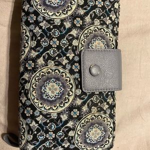 Gray and black Vera Bradley wallet